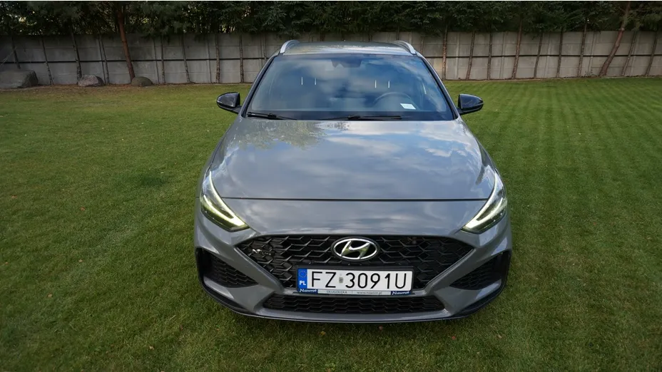 HYUNDAI i30 -