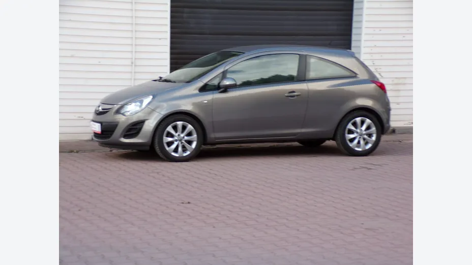 OPEL Corsa -