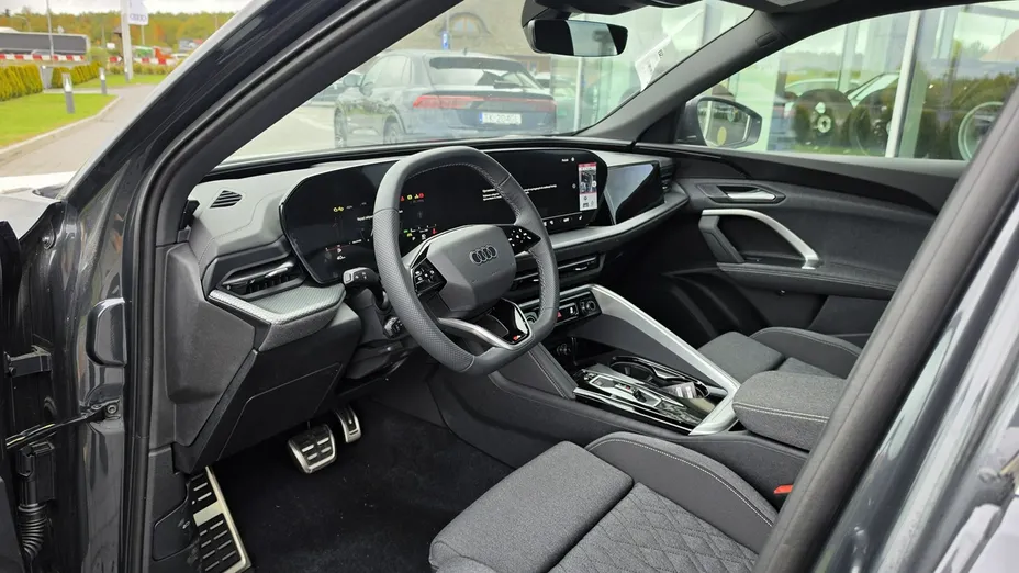 AUDI Q5 -