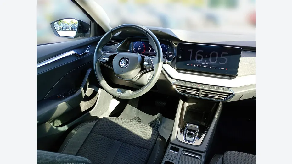 SKODA Octavia -