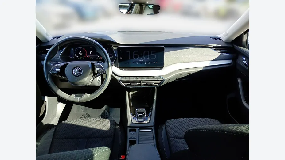 SKODA Octavia -