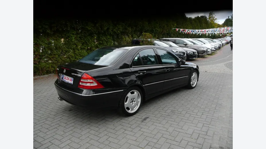 MERCEDES-BENZ C Klasa -