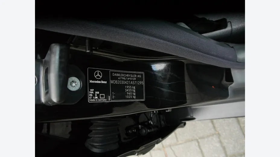 MERCEDES-BENZ C Klasa -