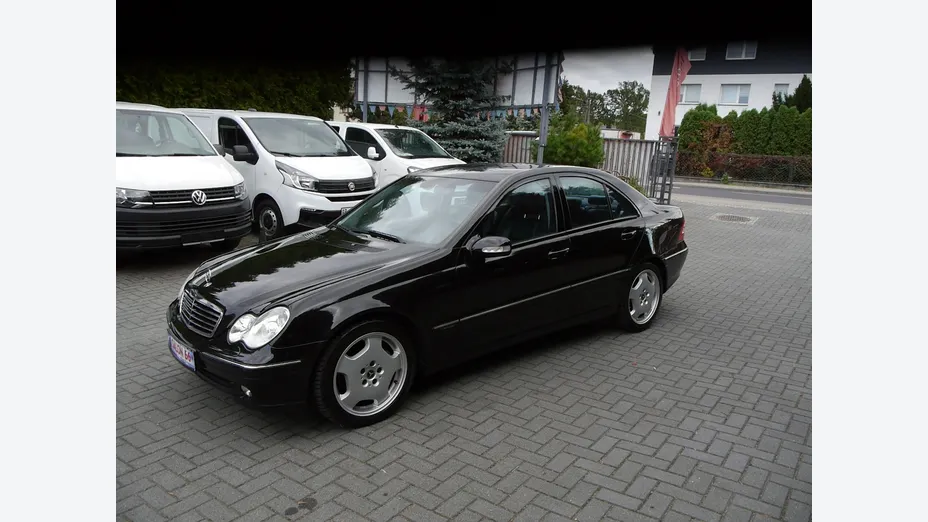 MERCEDES-BENZ C Klasa -
