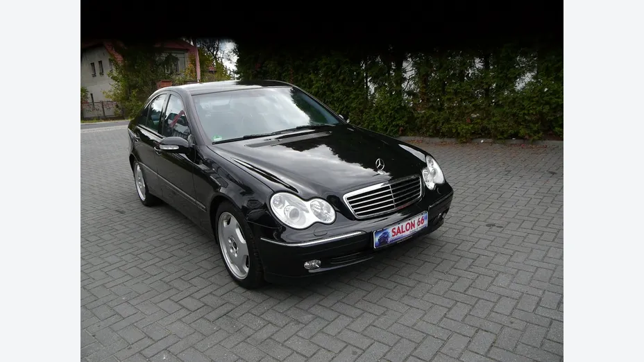 MERCEDES-BENZ C Klasa -