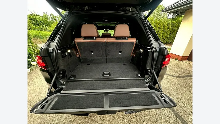 BMW X7 -