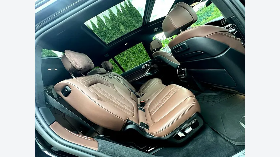 BMW X7 -