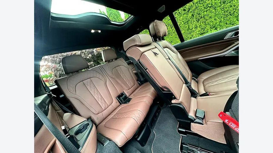 BMW X7 -