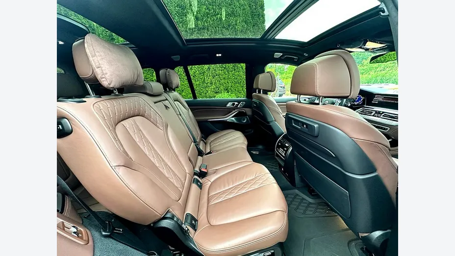BMW X7 -