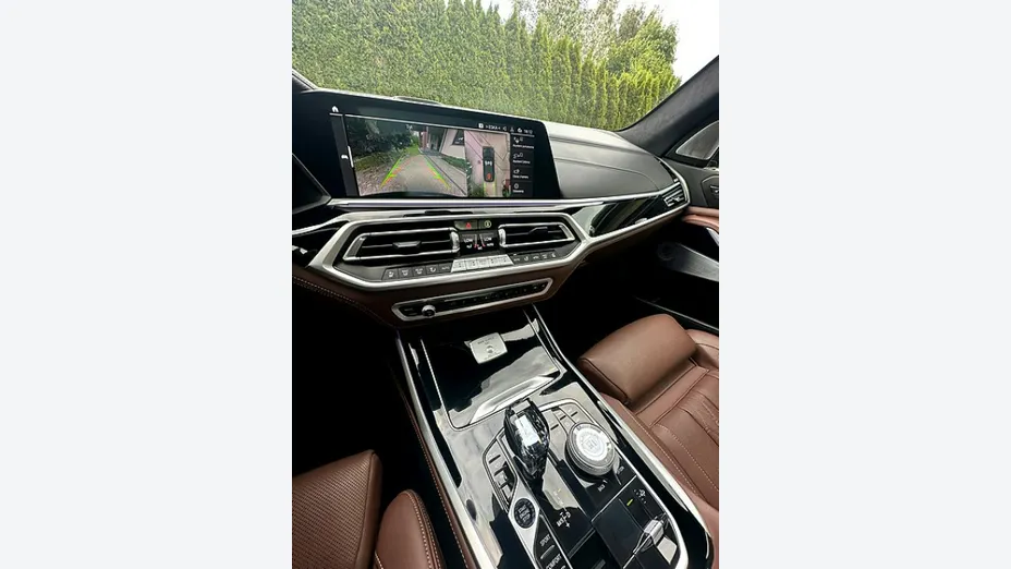 BMW X7 -