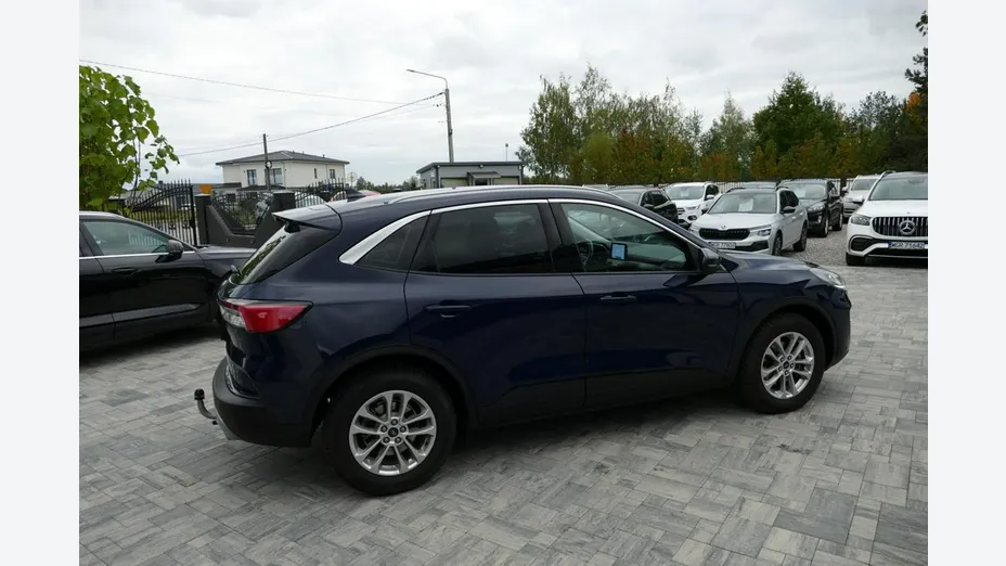 FORD Kuga -
