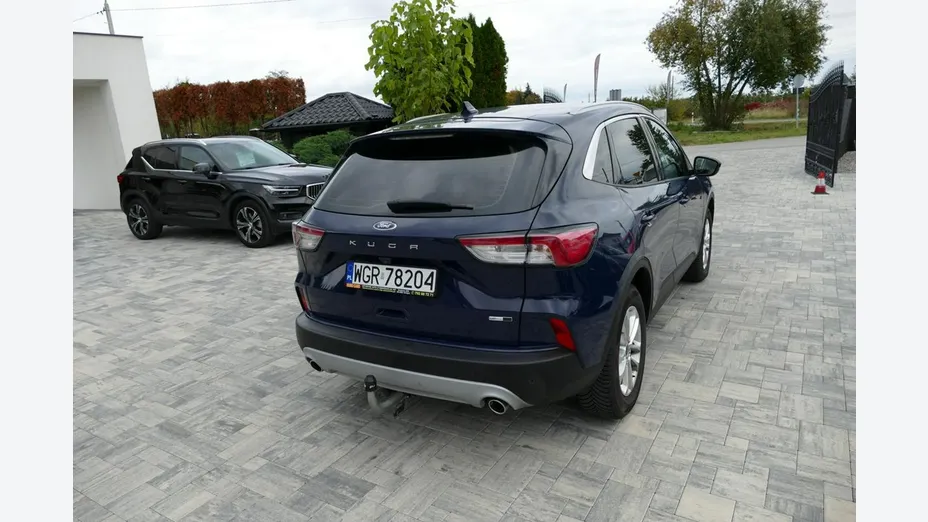 FORD Kuga -