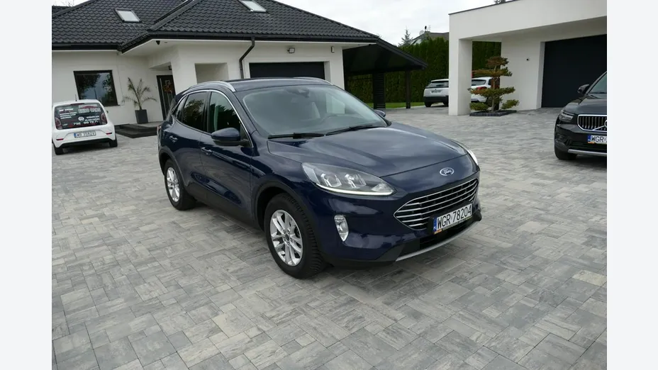 FORD Kuga -