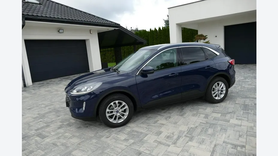 FORD Kuga -