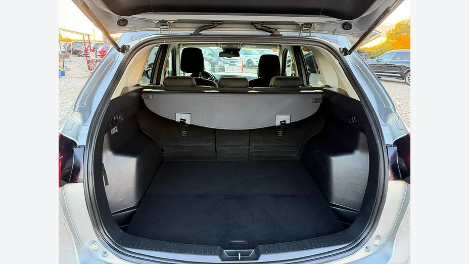 MAZDA CX-5 -