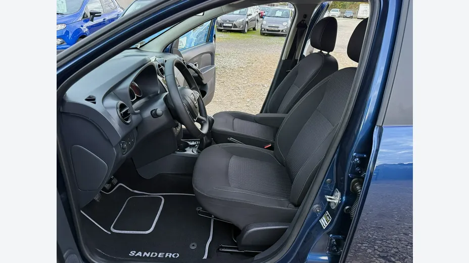 DACIA Sandero -