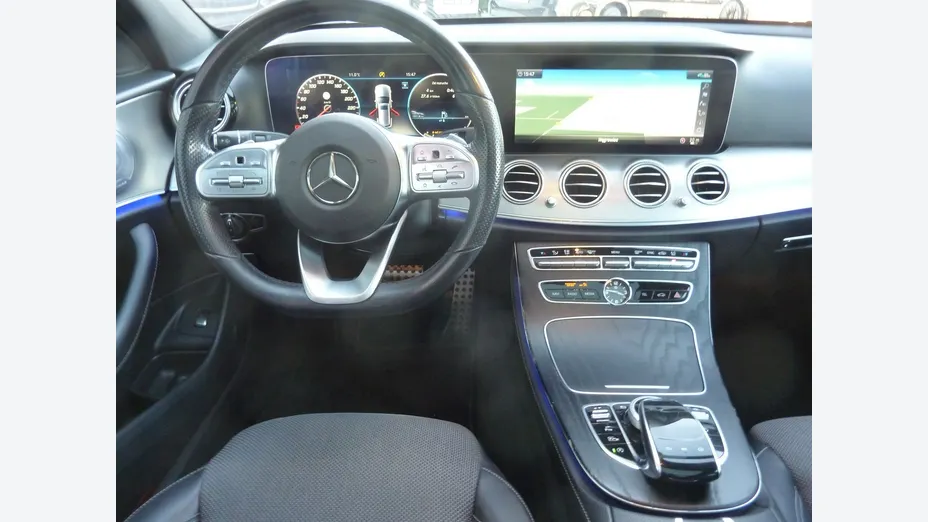 MERCEDES-BENZ E Klasa -