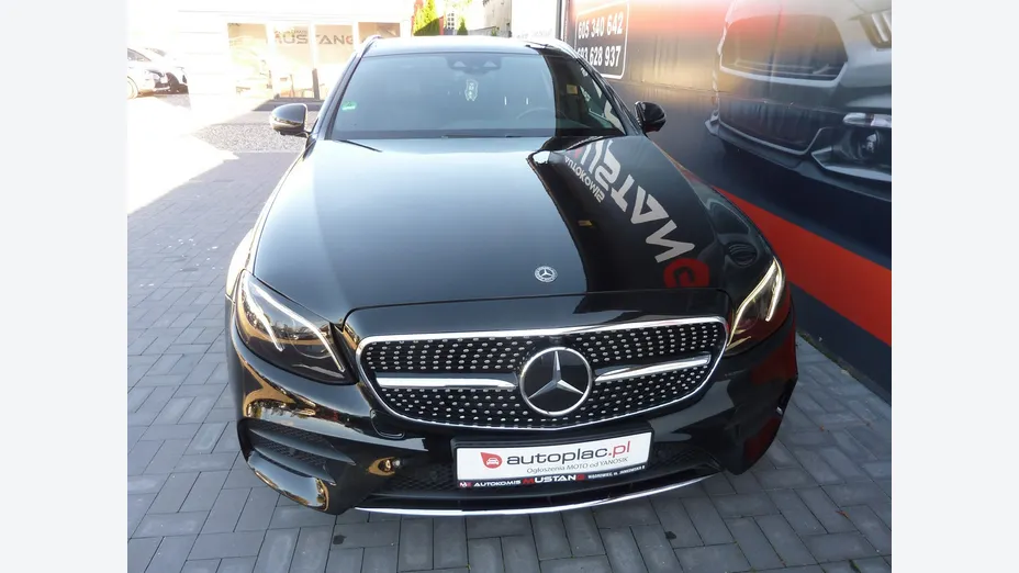 MERCEDES-BENZ E Klasa -
