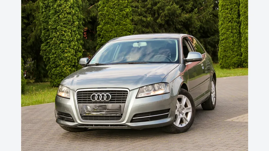 AUDI A3 -