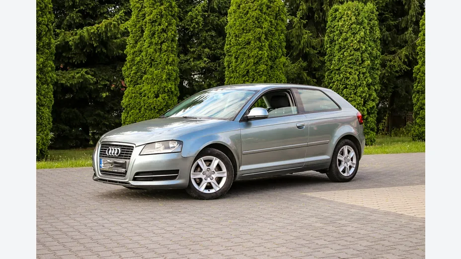 AUDI A3 -