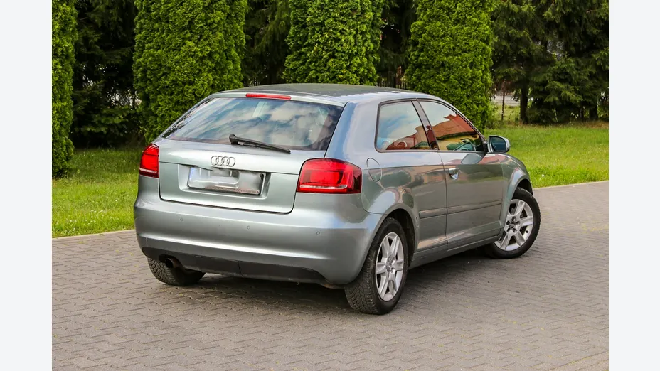 AUDI A3 -