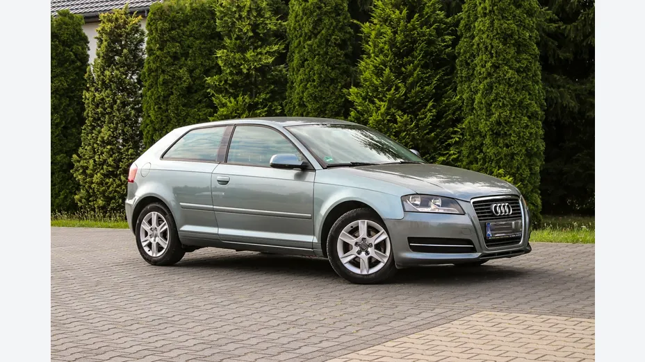 AUDI A3 -
