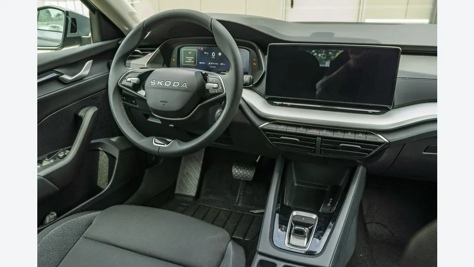 SKODA Octavia -