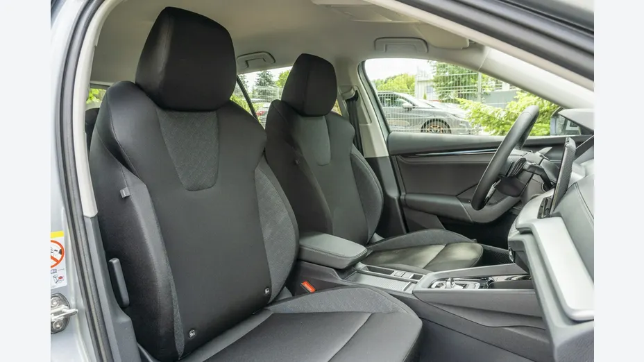 SKODA Octavia -