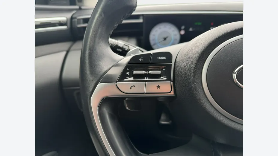 HYUNDAI Tucson -