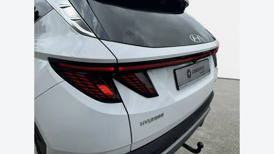 HYUNDAI Tucson -