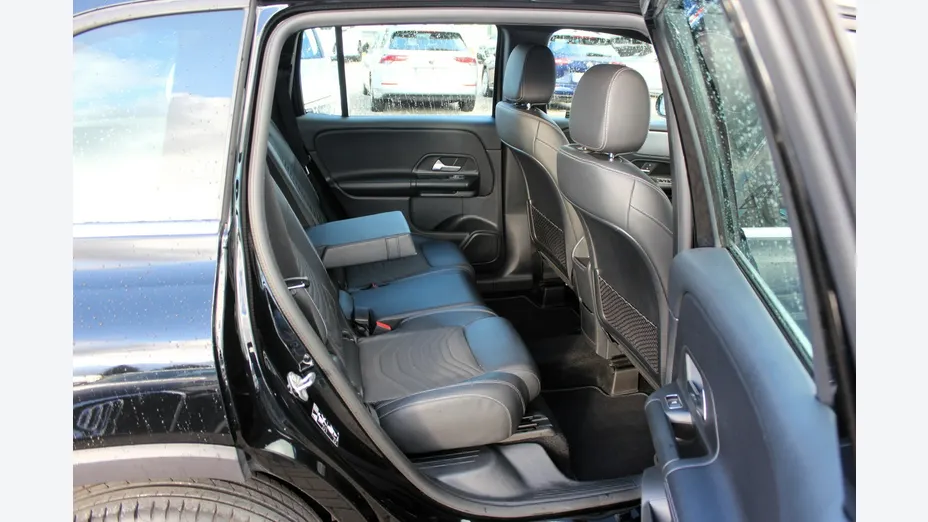 MERCEDES-BENZ GLB -