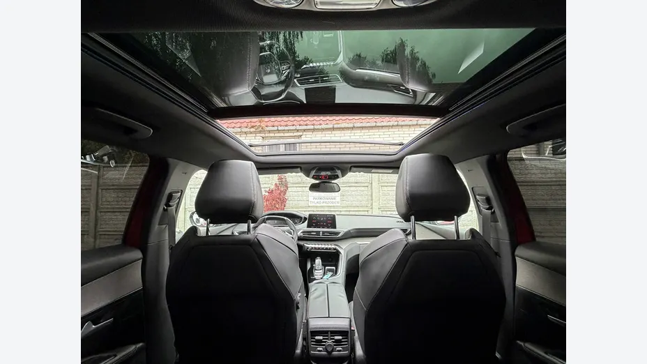 PEUGEOT 3008 -
