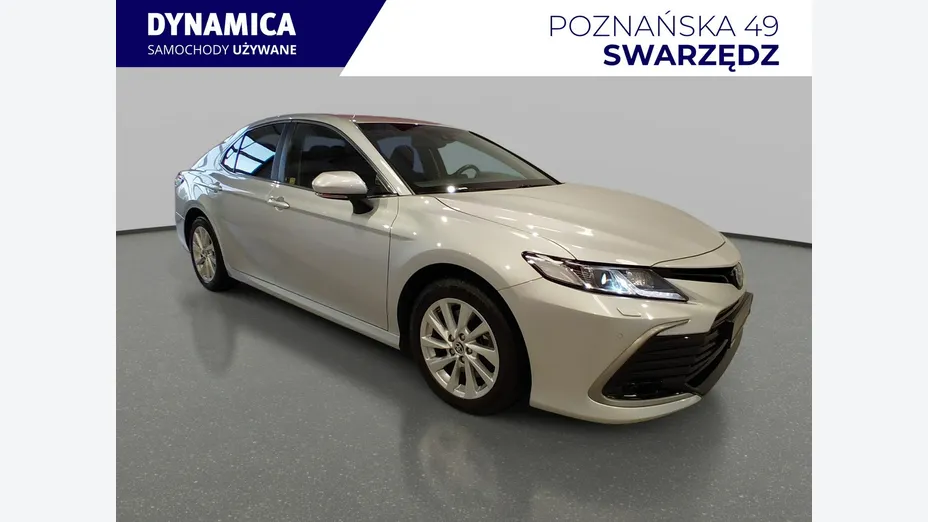 TOYOTA Camry -