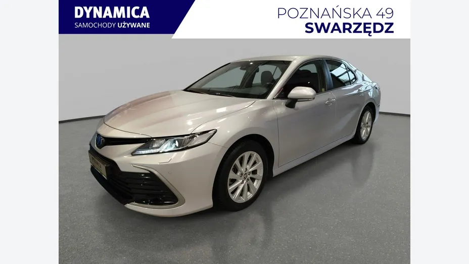 TOYOTA Camry -