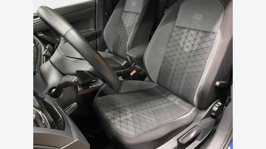 VOLKSWAGEN Taigo -