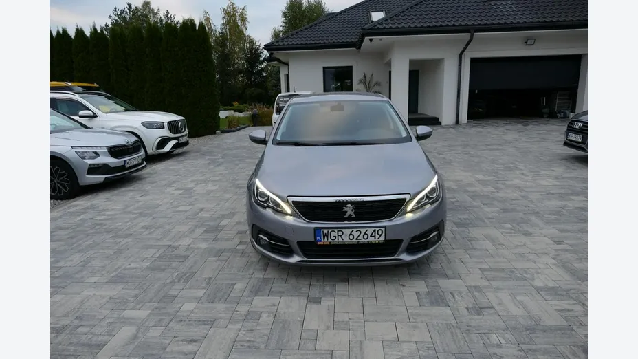 PEUGEOT 308 -
