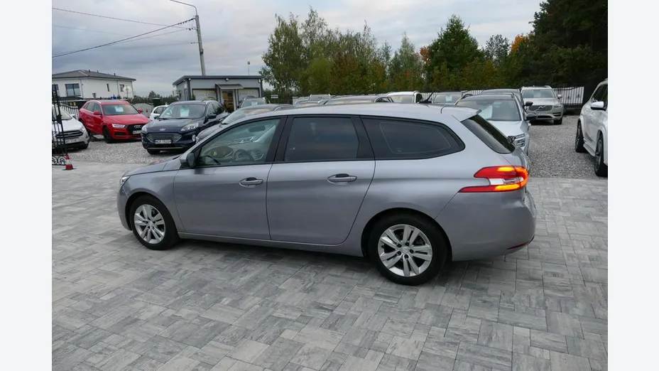 PEUGEOT 308 -