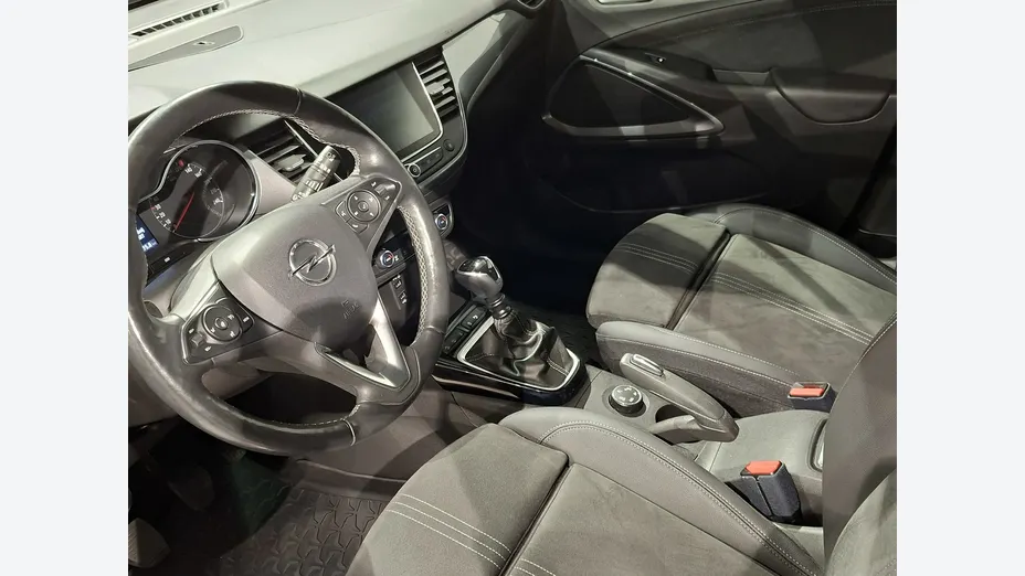 OPEL Crossland -