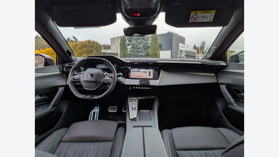 PEUGEOT 408 -