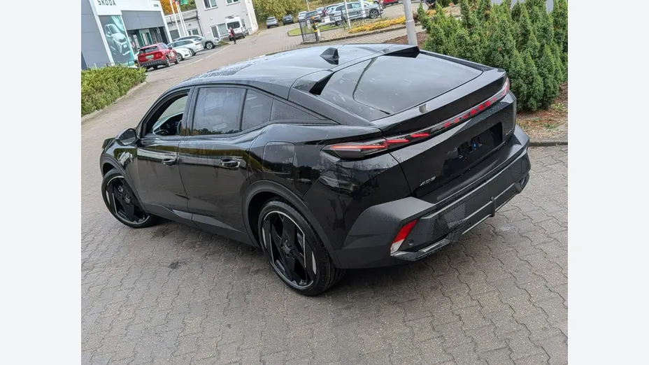 PEUGEOT 408 -