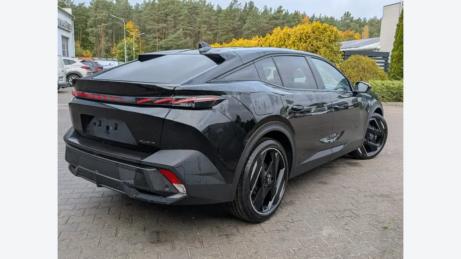 PEUGEOT 408 -