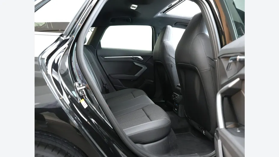 AUDI A3 Sportback -