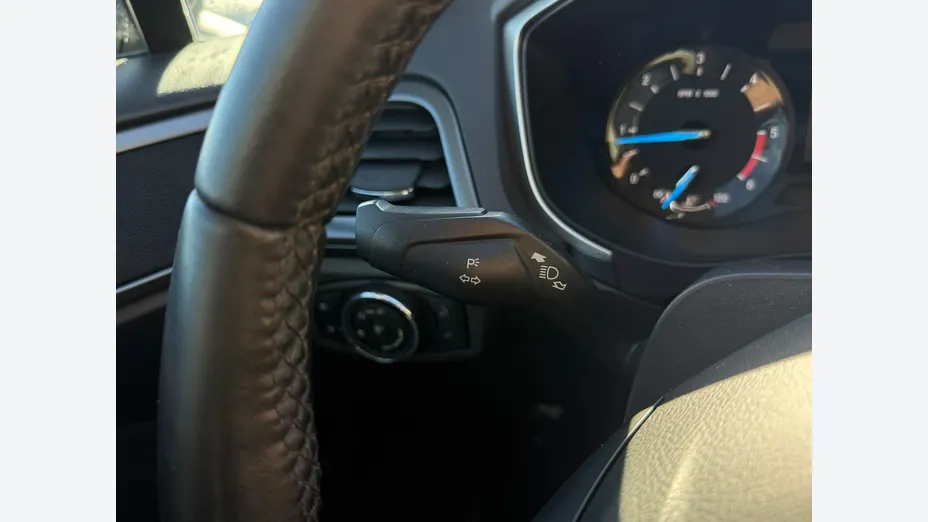 FORD Mondeo -