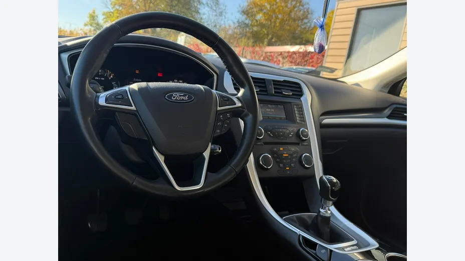 FORD Mondeo -
