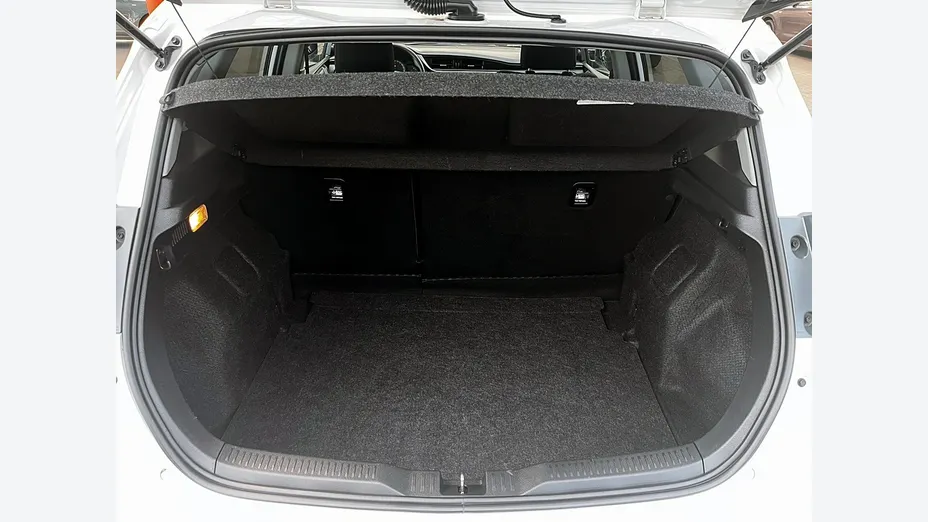 TOYOTA Auris -