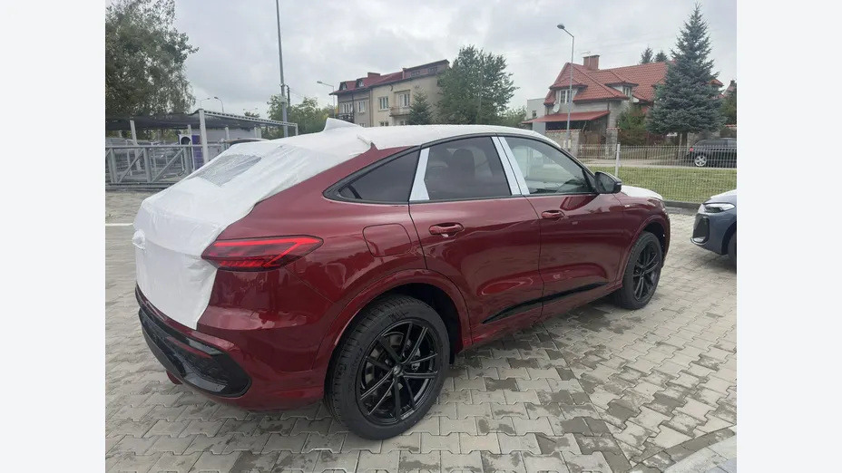AUDI Q5 Sportback -