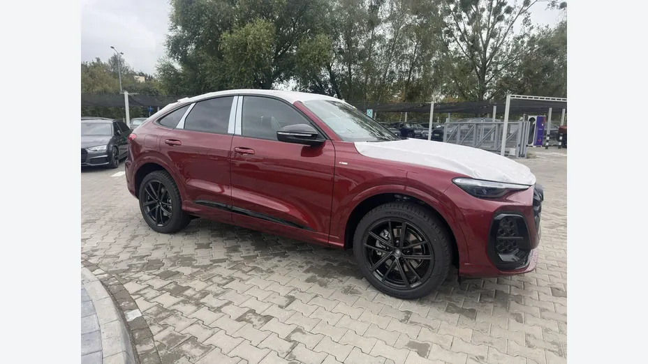 AUDI Q5 Sportback -