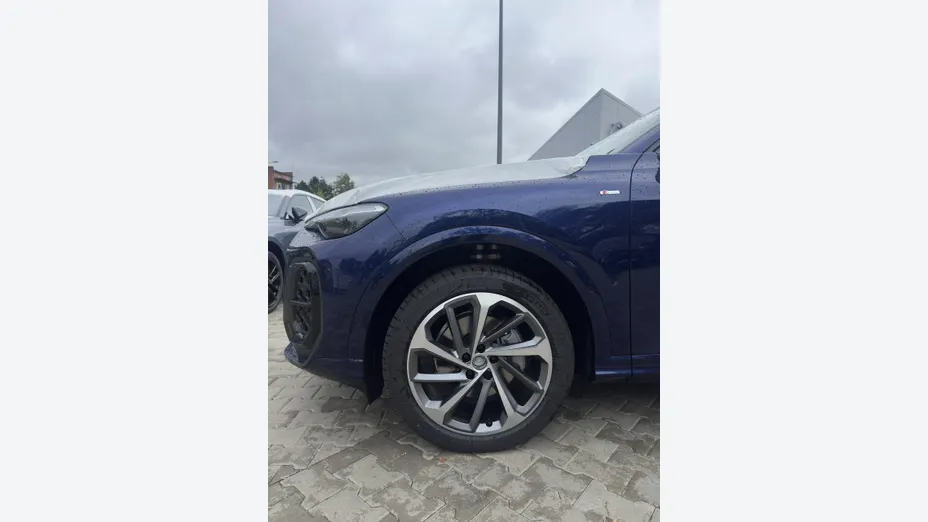 AUDI Q5 Sportback -