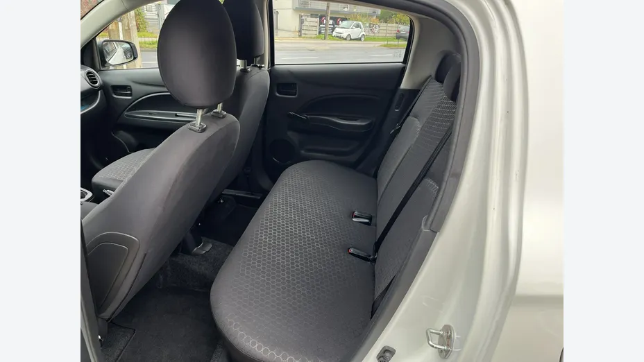 MITSUBISHI Space Star -