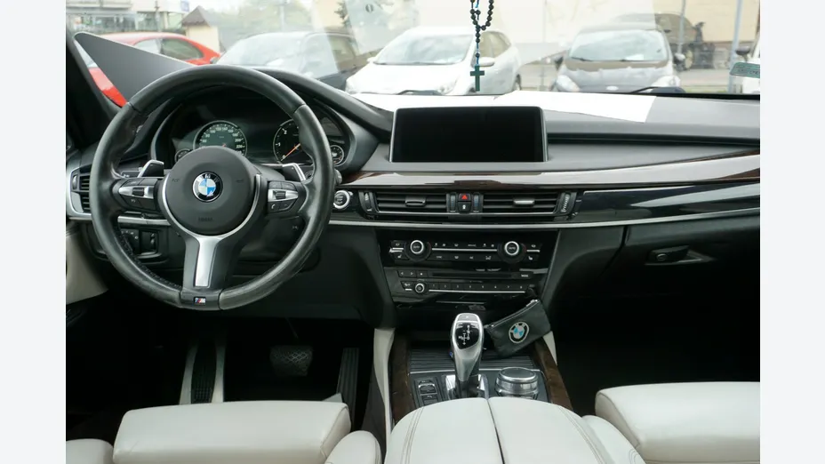 BMW X5 -